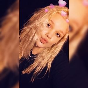 Meet your Posher, Ariel